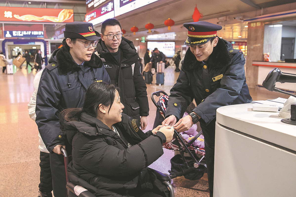 Largest travel rush off to smooth start(图1)