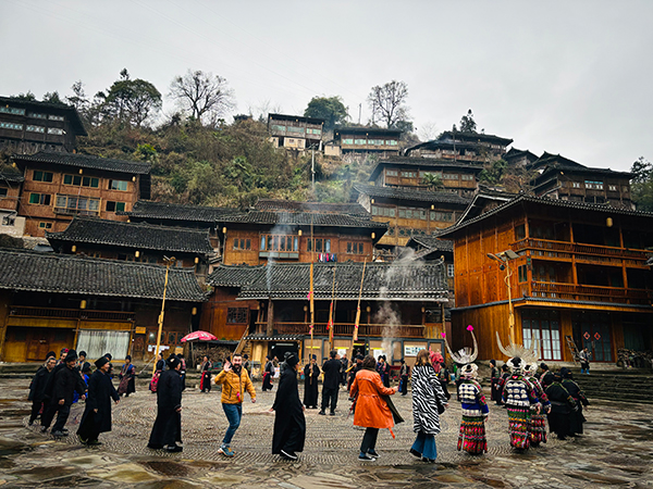 Exploring ancient charms of Guizhou: A journey to Hongyang village(图1)